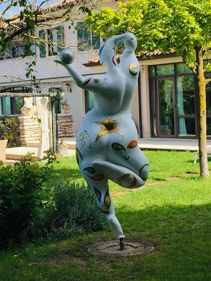 Villa Isidoro Ampio Parco ,Piscina Privata, Arte E Giochi , Fitness Verona Italië